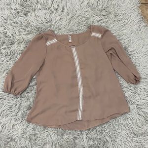 NWOT XL Tan Aztec Embroidered Peephole Back Blouse